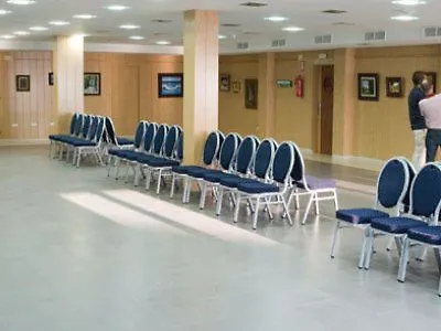 Almedina Golf 4*